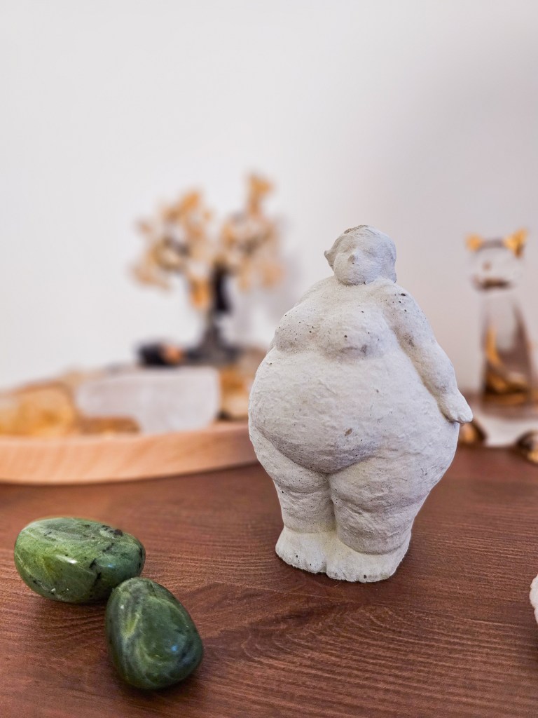 modelage de femme ronde